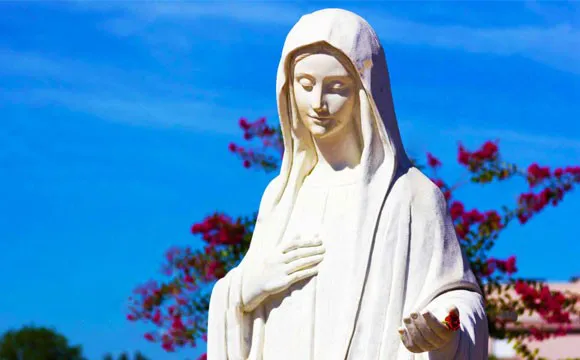 maria-por-el-mundo-virgen-de-medjugorje