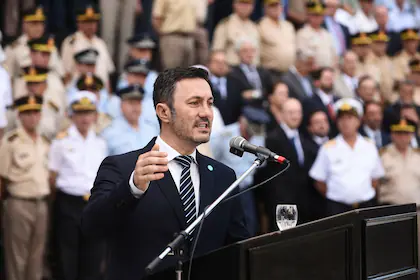 el-ministro-luis-petri-impulsa-la-adaptacion-de-KK5ASHZ6CFA4BOCJ3Y4TF6XUBE