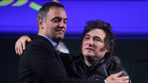 el-gobierno-reevalua-la-estrategia-por-el-caso-adorni-y-mide-el-impacto-en-la-imagen-de-milei-foto-reuterstomas-cuesta-VP7ATZDWWNFJ5F54ZFMNGF2HJY