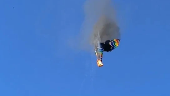 menos-ocho-personas-mueren-incendiarse-globo-aerostatico-caer-vacio_160