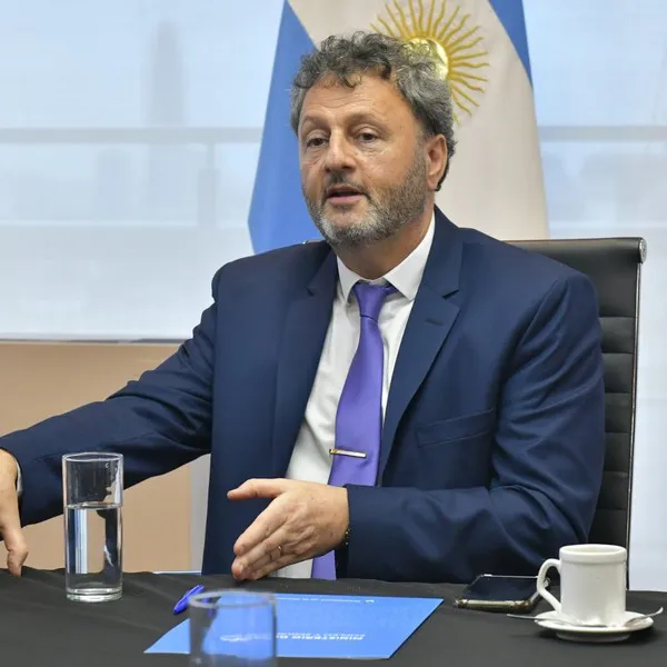 pAD0mobE-_600x600__1