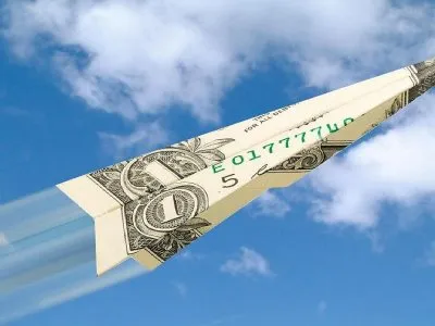 dolar-avion-nubes-subajpg