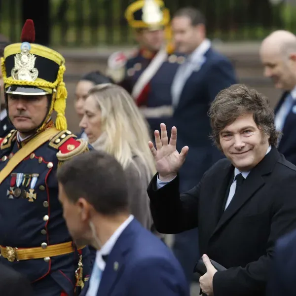 17481750072505255012196_sq