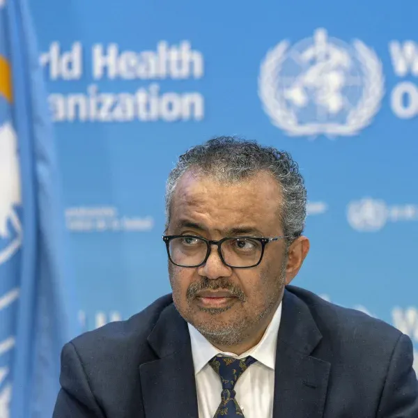 16710318092212145192634_sq