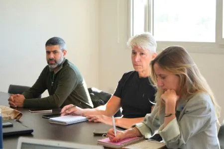 c01d25ba50b5563f2a6c27bb1ebacaa6_L