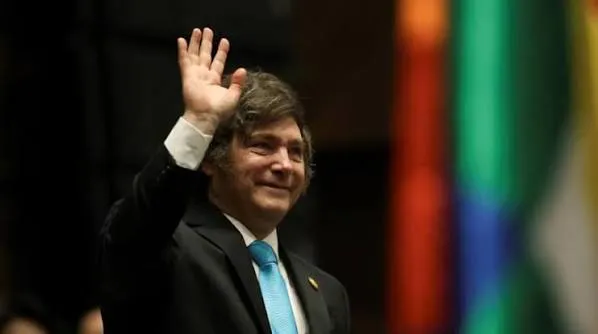 images - 2025-12-31T083838.637