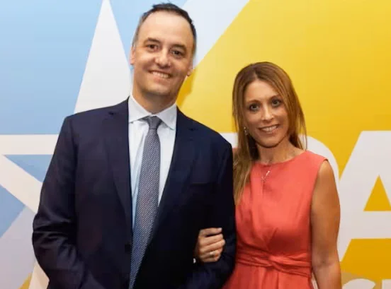 29700_adorni-y-bettina-angeletti-en-536XQH3TDZF2FLBJLIQRATH57U