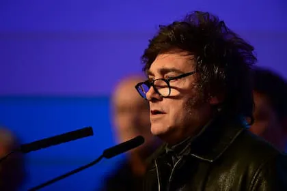 javier-milei-hablo-tras-la-derrota-en-el-bunker-OSMKZCR4Q5GFBCNLLG7OSUQTEA