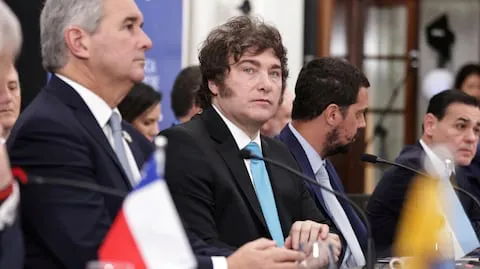 https___thumbs.vodgc.net_1-14-eFV8vW1766266949972-1766267173