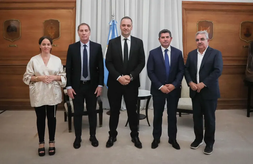 ce22ca49-ba6f-48f1-a844-76d445c05371