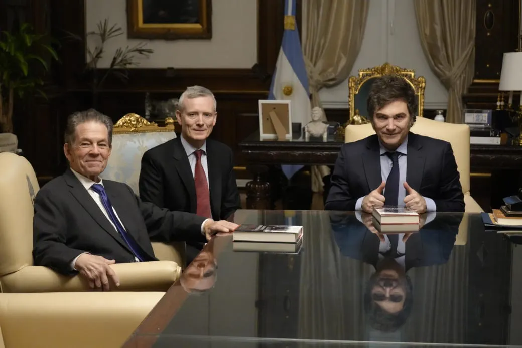 6d88543c-4b7c-4ae5-be28-8dcc2b2355f5