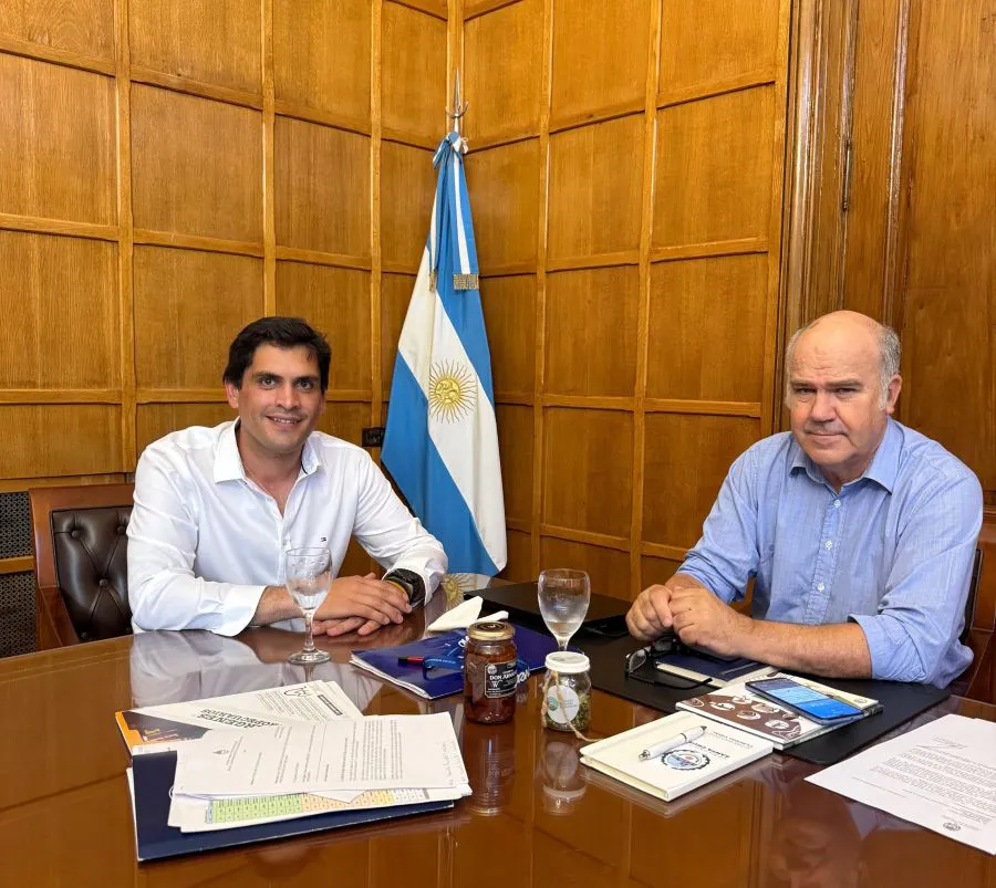 e83892a7380462b0445b09de84d3d6ac_XL