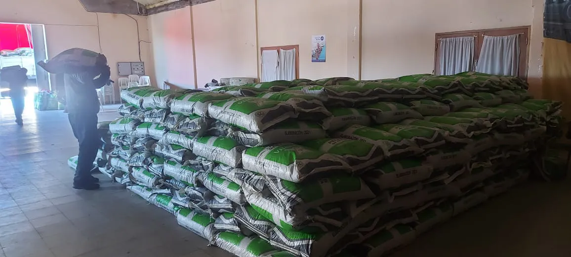 Emergencia_Climtica_Las_Heras__Primer_camion_con_alimento_para_animales__4