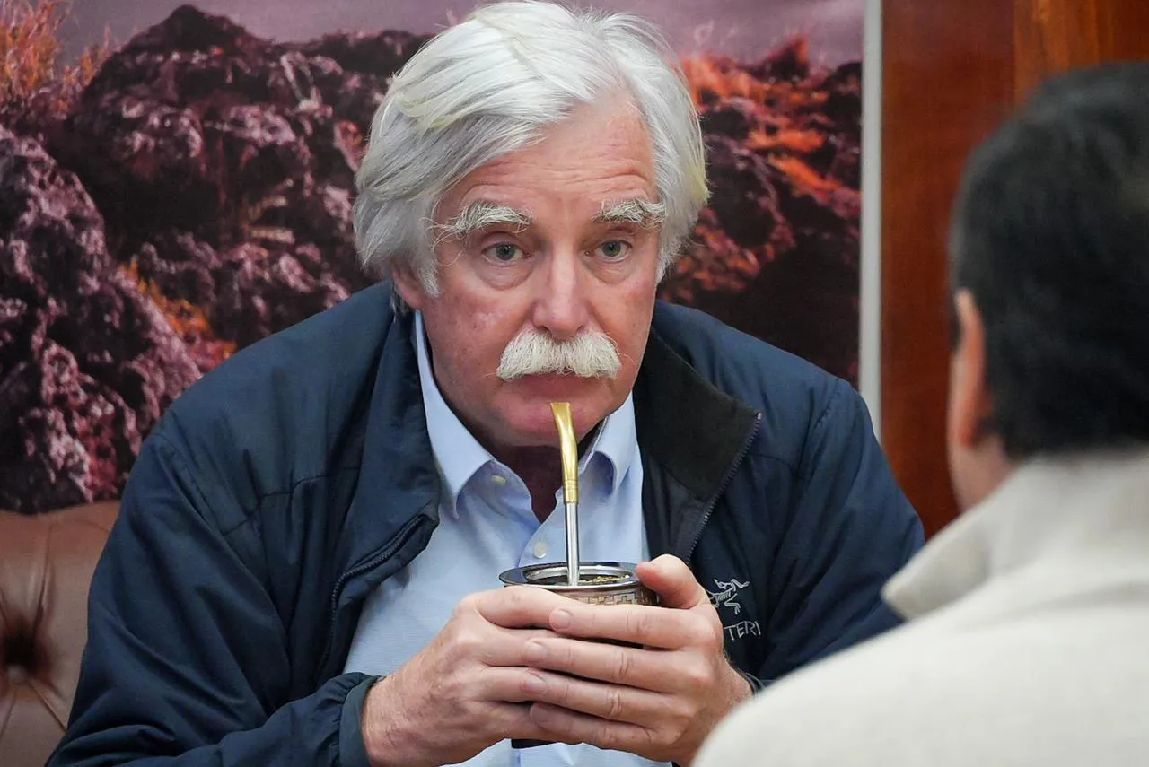 94c55f9e-5066-4f26-980b-cb49337b9dcb