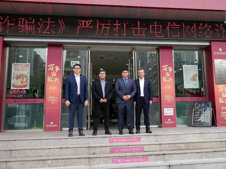 a91eb8351e15d21f2c18170ce22bc09e_XL