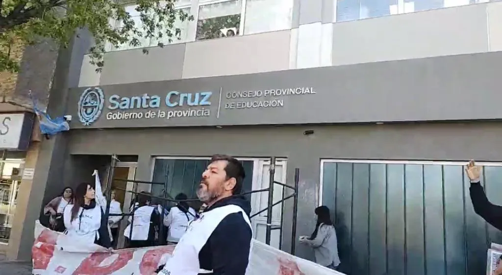 WhatsApp Image 2023-12-06 at 12.45.06 PM (1)