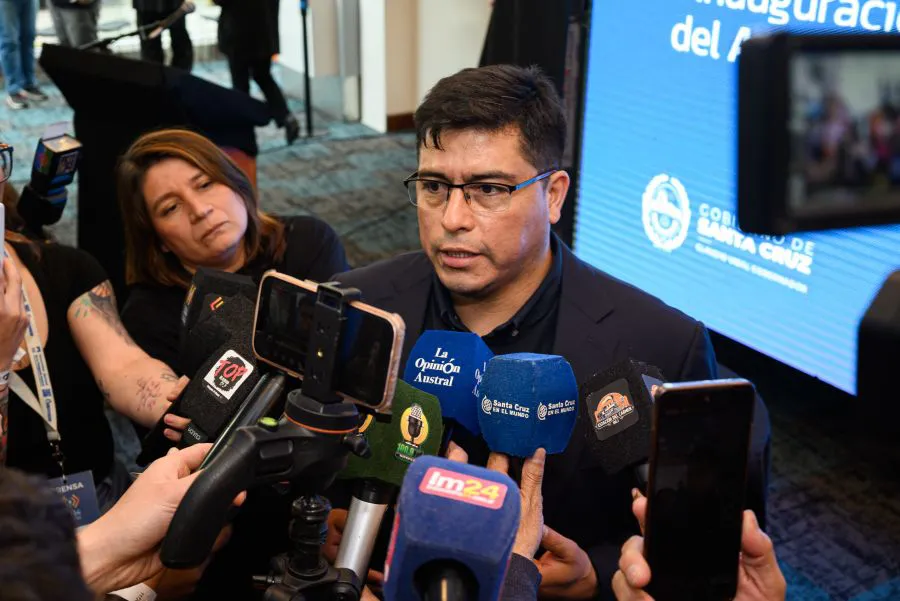 48d01d182a955684d4321c331e38d035_XL