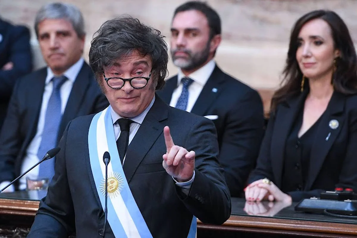 el-presidente-javier-milei-presenta-el-4GP5LNDBXVGLZPQA2BY5RDQCHQ