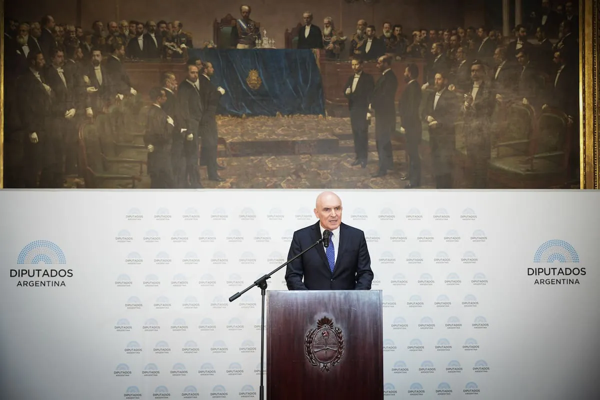 el-presidente-de-la-comision-de-presupuesto-jose-RXINPMJX7VF63AS57JPUCLCGTM