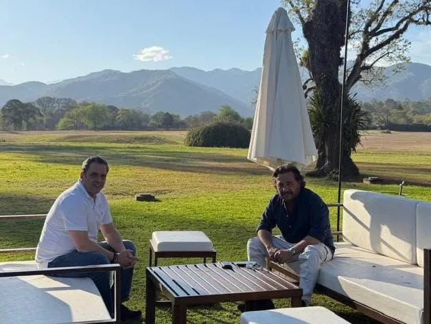 292f402d-64de-4a59-bcce-02b5e7c7e746