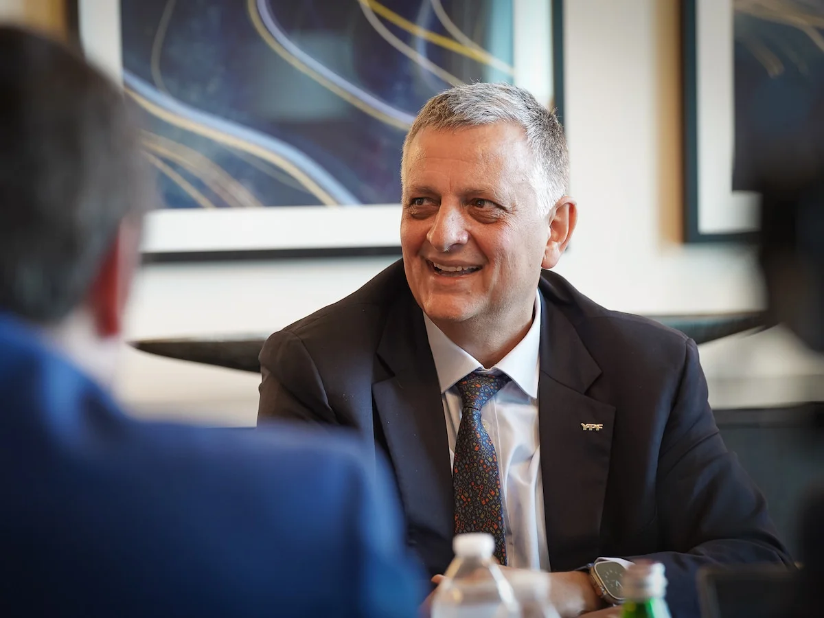 EI45LPHAHBFETJHMRJQCMXRRFQ