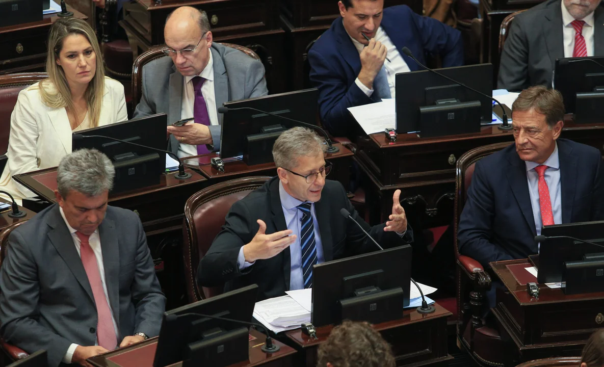 senadores-ucr