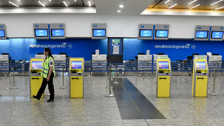 el-gobierno-extiende-la-concesion-de-aeropuertos-argentina-fija-us600-millones-de-inversion-y-nuevas-condiciones-para-la-empresa-foto-telam-ZYRALR2THFFGPA4Y6Z645NJBT4