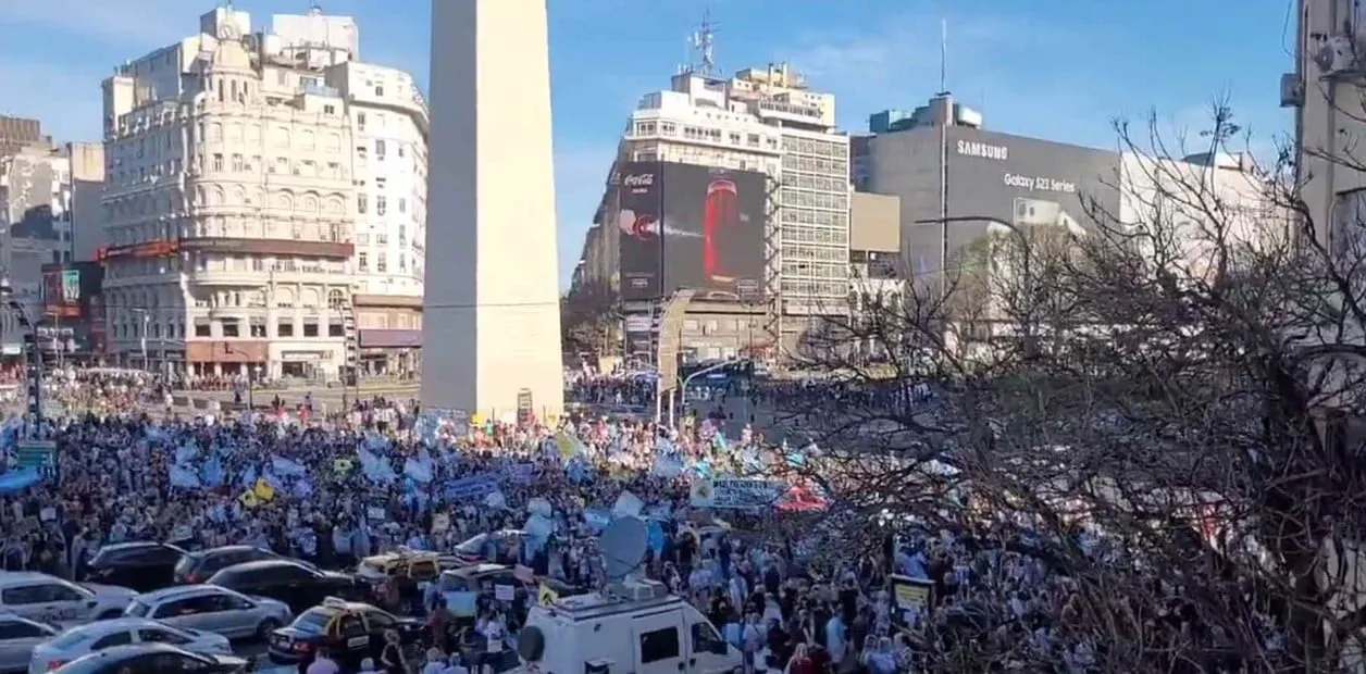 MARCHA