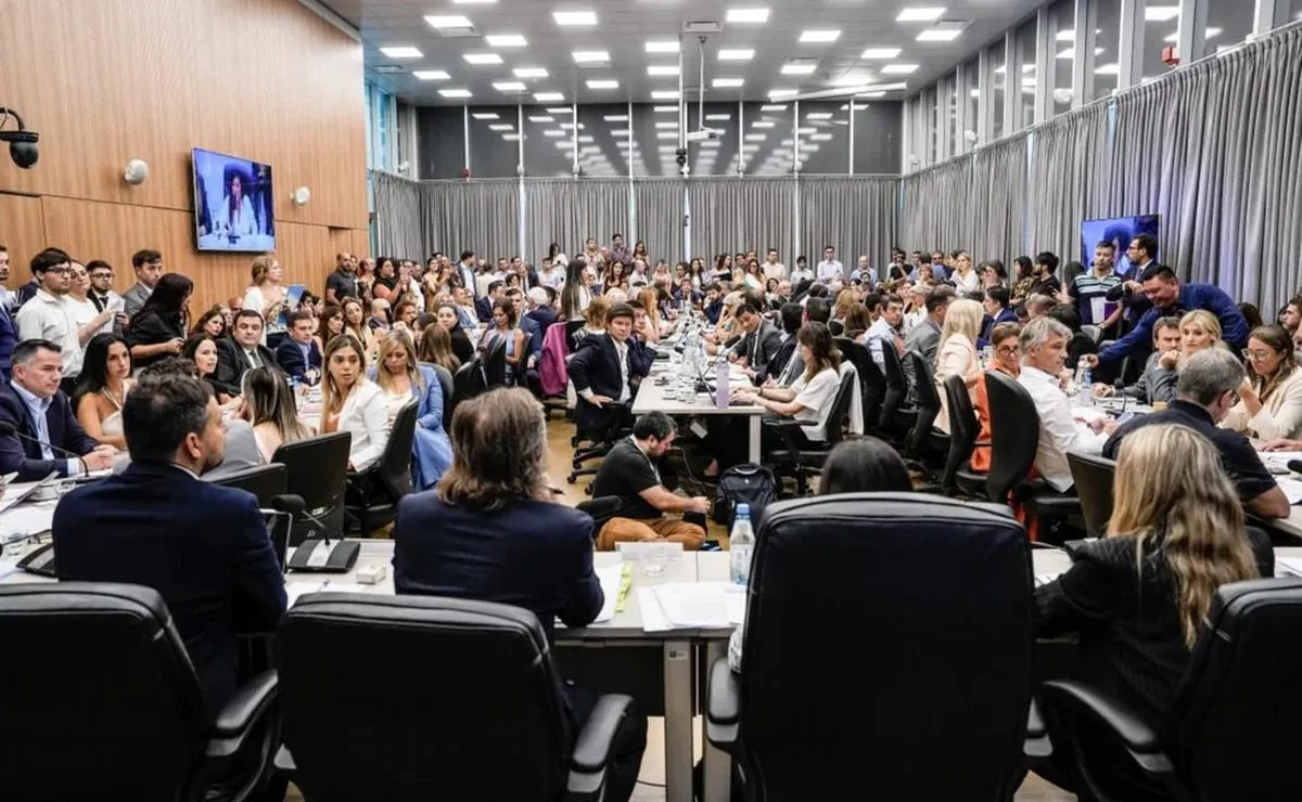 305c9829-1aa9-478d-a7fa-2a6af1b4c7f5