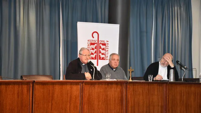 Presidencia-Conferencia-Episcopal-Argentina_2554554553_16521972_660x371