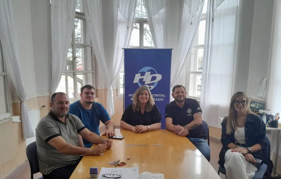 749e649487330415eaad4dbcfcf31272_XL