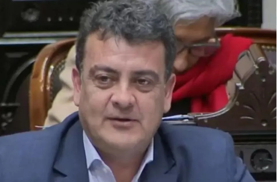 fb1847d0-aa75-4c23-bf3e-0235bf2bd784