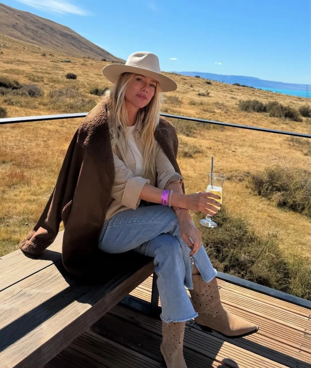 56663425-d69b-4501-9695-a7b57319c0b4