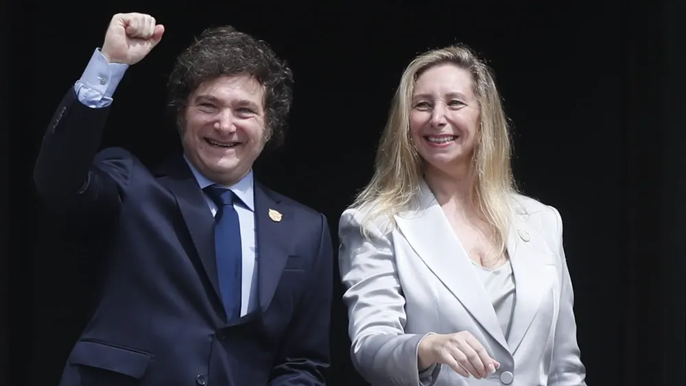 FLNZUPP34JA43NHDVVDG3FETR4