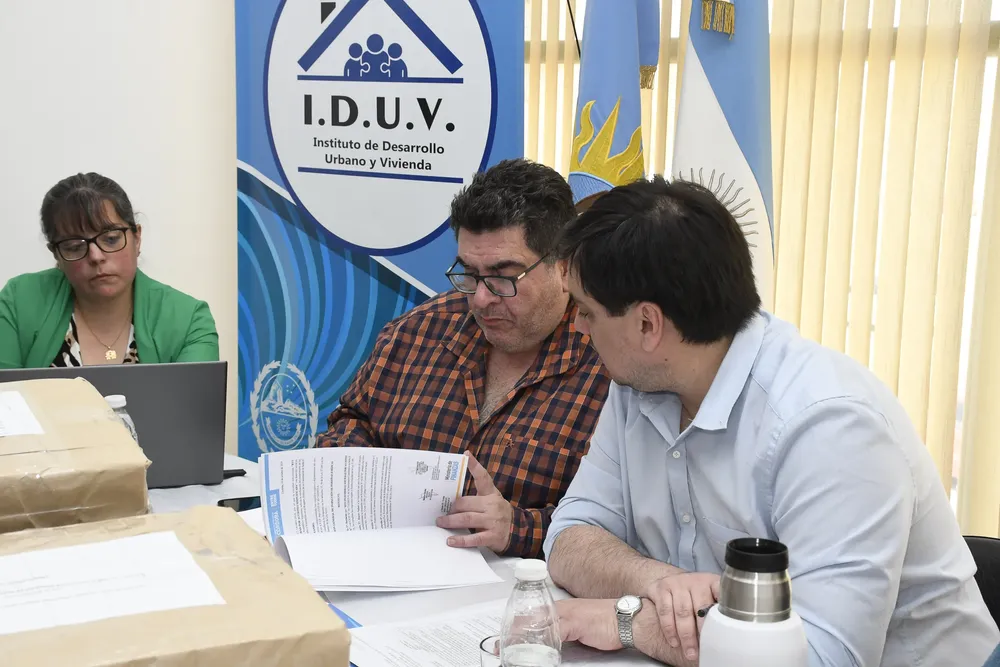 20241204_IDUV_APERTURA_SOBRES_LICITACION-10