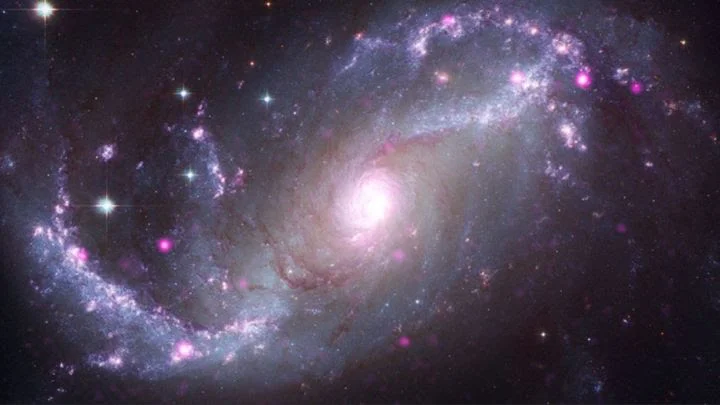 galeria-con-16-gemas-galacticas-2311788