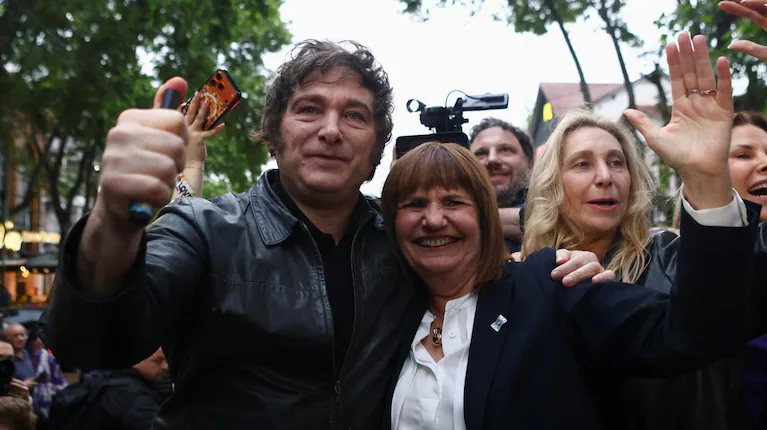 milei-y-bullrich-siguen-sin-dialogo-y-en-el-gobierno-crece-el-enojo-por-los-desmarques-foto-reutersarchivo-GKHIDLU5UJABRAHPBORGC3D6WM