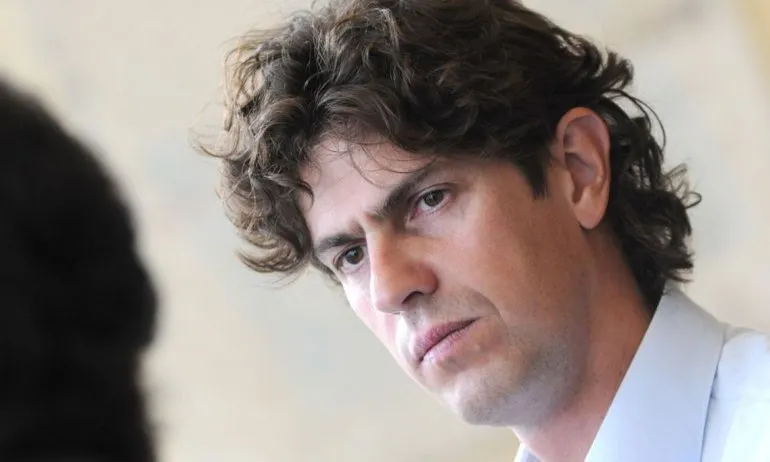 l20a2fa5462802bbe4483b73a87c1ad3d_M