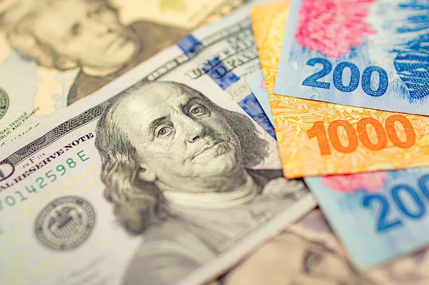 dolar-hoy-dolar-blue-hoy-a-cuanto-cotiza-este-NTIFKCFGXRCGPNQBAVZKGCEZ3Y