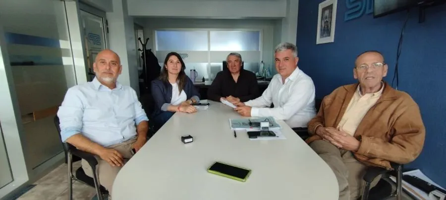 d76b0de586a89be4a64eaf1d87a851da_XL