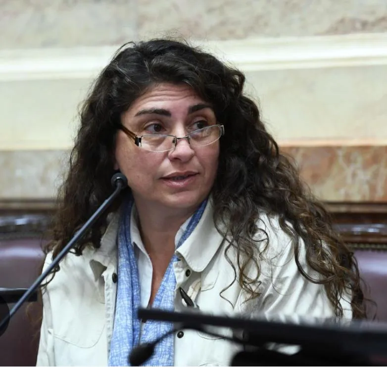 4d5683f6-ee81-4744-ab65-5acf03ddcc61