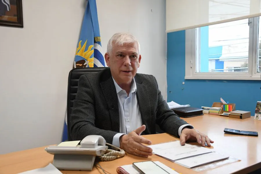 3a3f3241db00dd885d374543d09281e9_XL