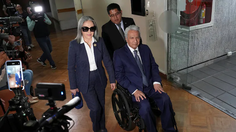 el-expresidente-ecuatoriano-lenin-moreno-acusado-de-aceptar-sobornos-de-la-empresa-china-sinohydro-en-rela...en-la-corte-nacional-de-justicia-de-quito-el-viernes-28-de-agosto-de-2026-ap-fotodolores-ochoa-LM3K2DHPLNHJ3E4E3LWJURZIKM