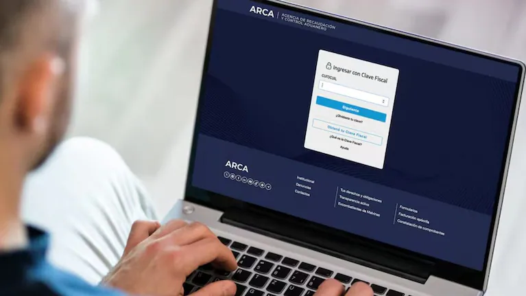 la-arca-dio-a-conocer-los-vencimientos-impositivos-previstos-para-octubre-de-2026-foto-adobe-stock-GHRXIW3TWNHYRL65DTIAPT2VCQ (1)