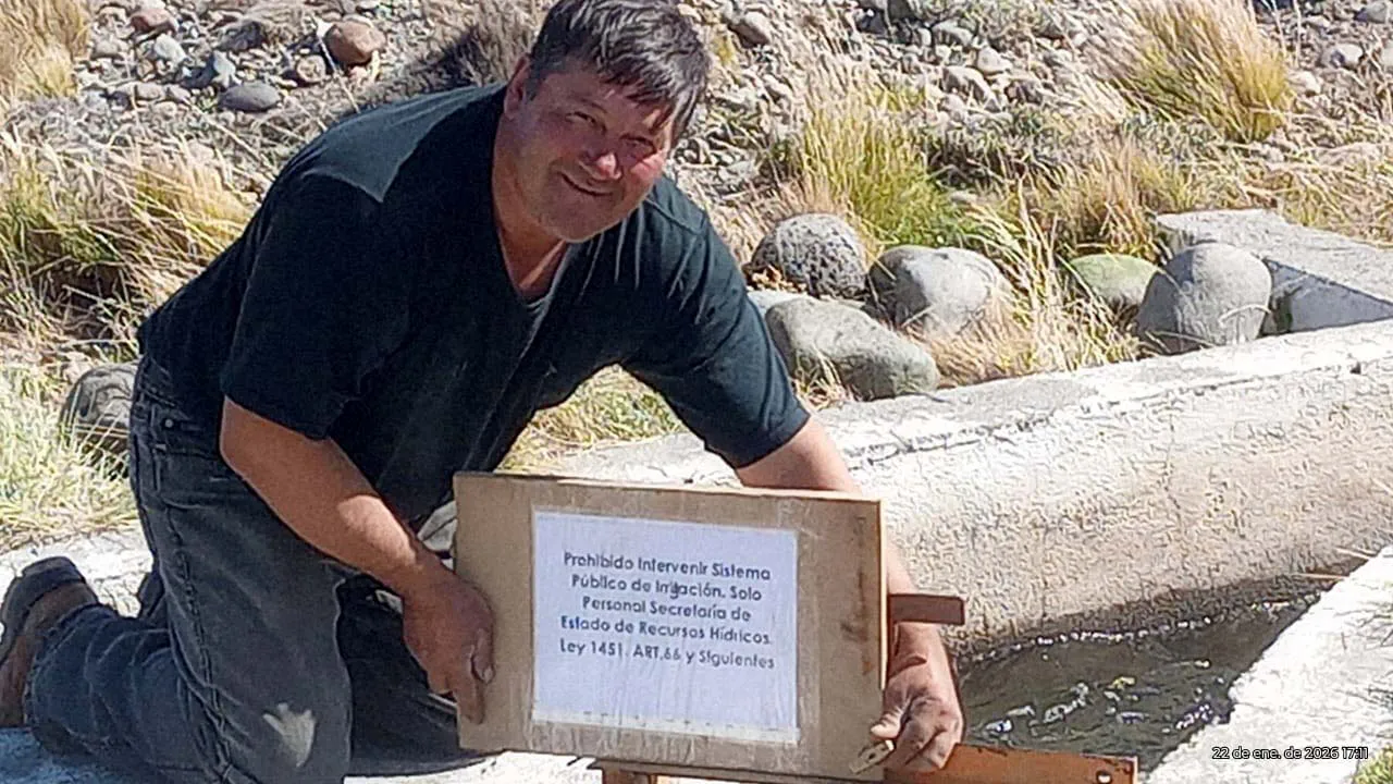 DENUNCIA_DESVO_CANAL_RIEGO_PERITO_MORENO_-_SEALIZADO_3