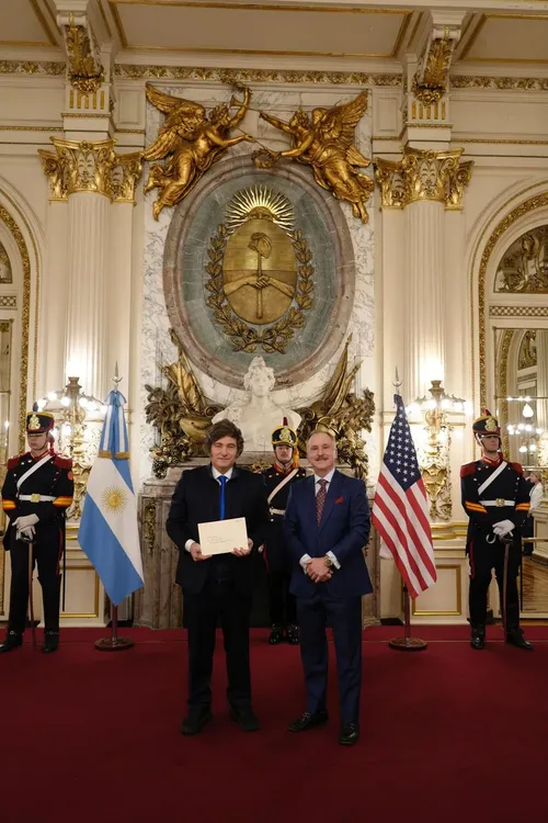 WhatsApp Image 2025-11-04 at 18.08.56