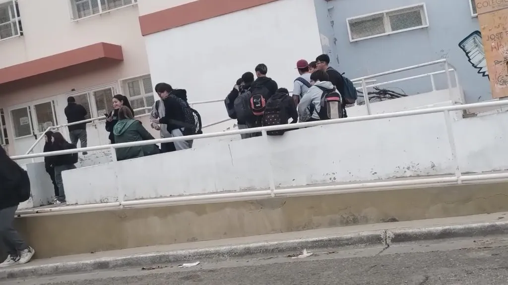 Imagen-de-WhatsApp-2025-04-15-a-las-18.07.59_20437676-1024x576