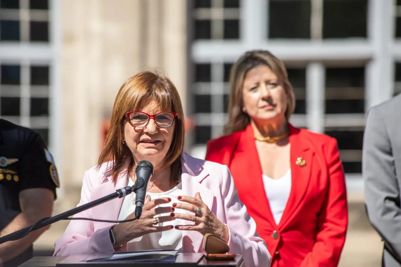 WhatsApp Image 2025-11-25 at 18.31.43