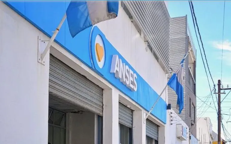 anses-comodorojpg