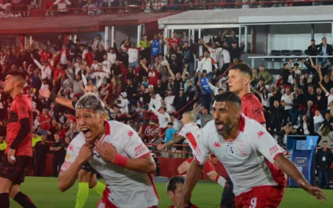 Huracán festeja